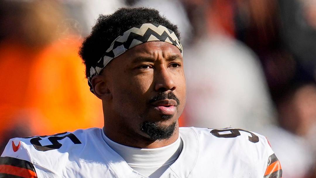 Los Angeles Rams defensive end Myles Garrett Los Angeles Rams defensive end Myles Garrett