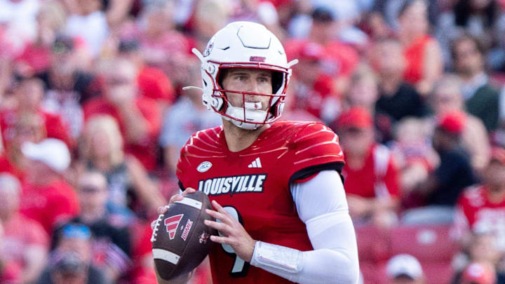 Louisville Cardinals quarterback Tyler Shough (9) looks for an open pass during their game against the Jacksonville State Gamecocks on Saturday, Sept. 7, 2024 at L&N Federal Credit Union Stadium in Louisville, Ky.