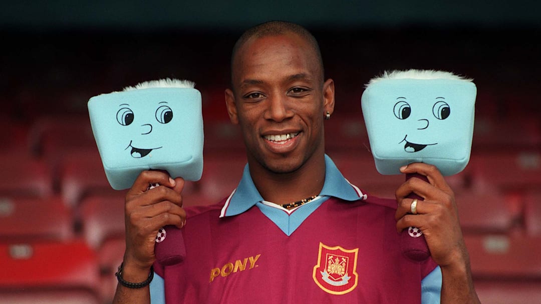 SOCCER Wright