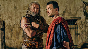 Spartacus: House of Ashur - Left to Right: Graham McTavish (“Korris”) and Nick E. Tarabay (“Ashur”)

