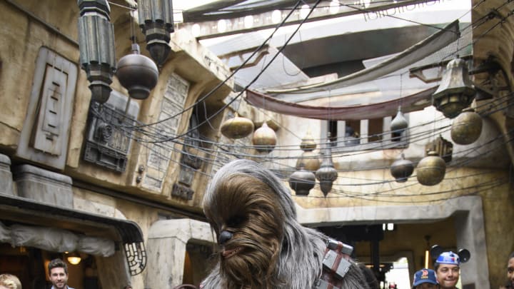 STAR WARS: GALAXY'S EDGE - ADVENTURE AWAITS - Freeform will give viewers an exciting