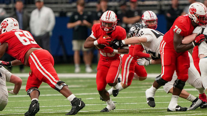 Katy faces Austin Vandegrift in the UIL (Texas) 6A Division II state semifinals in 2022. | Photo by Blake Purcell