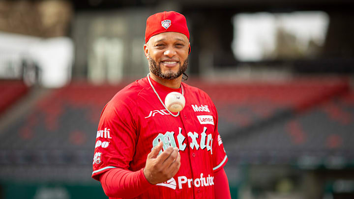 Robinson Canó en el estadio Alfredo Harp Helú. Robinson Canó en el estadio Alfredo Harp Helú.