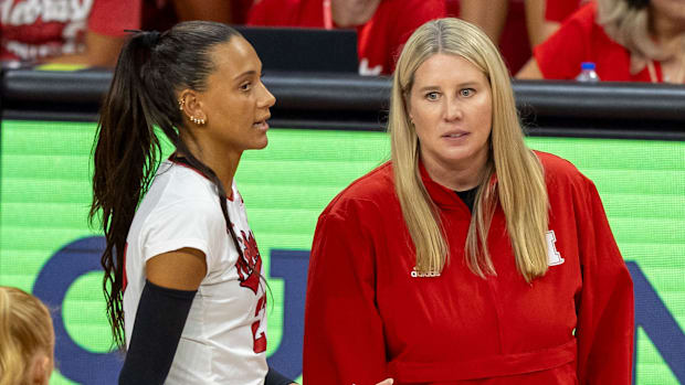 Nebraska outside hitter Harper Murray confers with Head Coach Dani Busboom Kelly after a call during the Red-White Scrimmage 