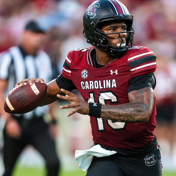 South Carolina Gamecocks quarterback LaNorris Sellers scrambles against the Mississippi Rebels 