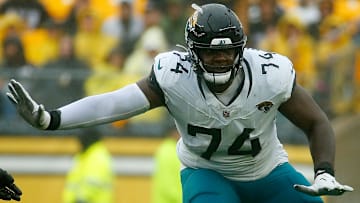 Minnesota Vikings LT Cam Robinson