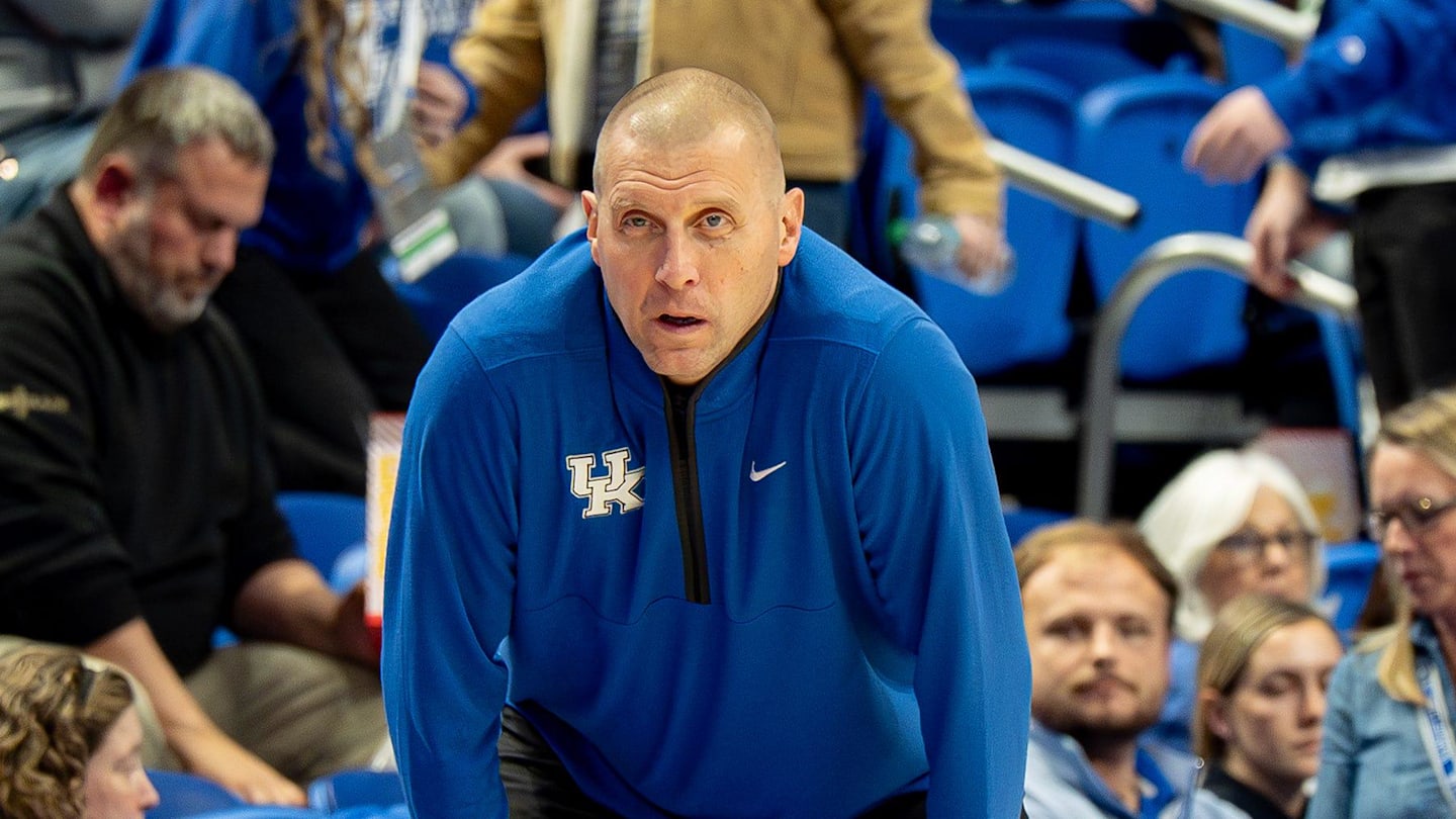 ESPN predicts the winner between #9 Kentucky and Valparaiso