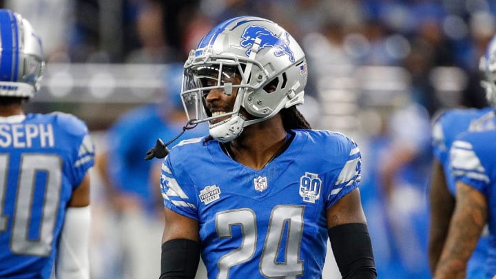 Detroit Lions cornerback Steven Gilmore (24) 