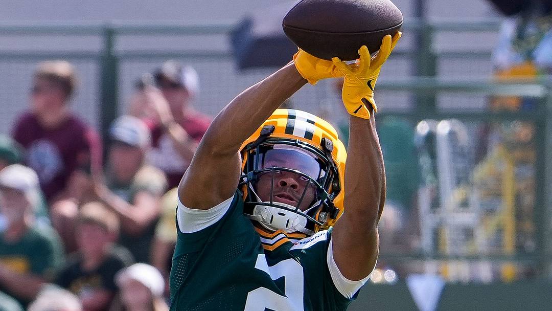 Green Bay Packers cornerback Brandon Cisse catches a pass during the second day of training camp.