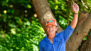 “If You’re Loyal to All, You’re Loyal to None” – Upon the losing group’s return from tribal, the remaining castaways are in utter disbelief after learning who was sent home. Stakes increase for this week’s immunity challenge when two immunity necklaces are up for grabs. Then, one player’s not-so-hidden immunity idol comes into focus during this week’s tribal council, on SURVIVOR, Wednesday, Nov. 19. Pictured: Jeff Probst. Photo: Robert Voets/CBS ©2025 CBS Broadcasting, Inc. All Rights Reserved.