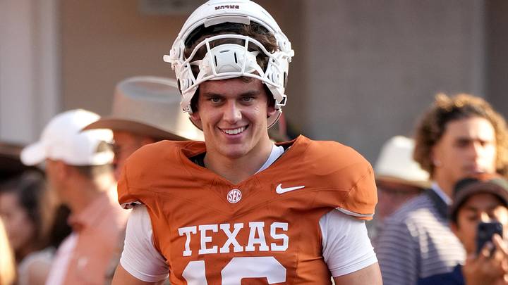 Texas Longhorns quarterback Arch Manning