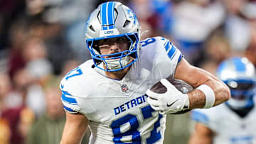 Detroit Lions tight end Sam LaPorta (87) makes a catch against Washington Commanders safety Jeremy Reaves (39) during the first half at Northwest Stadium in Landover, Md. on Sunday, November 9, 2025.