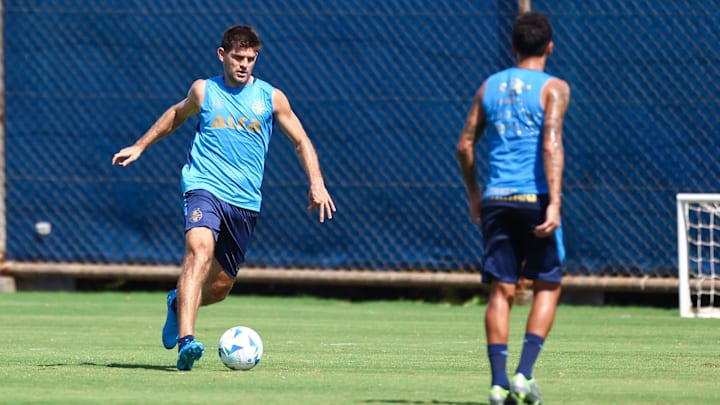 Walter Kannemann, zagueiro do Grêmio em 2025