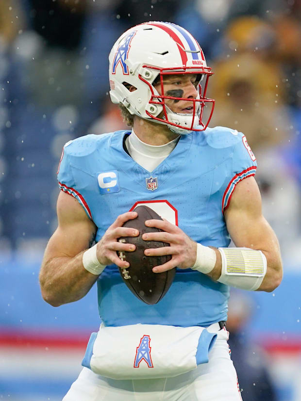 Tennessee Titans quarterback Will Levis looks for a receiver during the first quarter against the Houston Texans. 