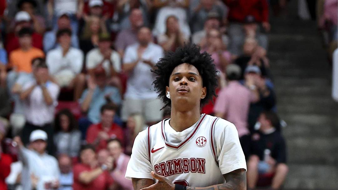 Alabama Crimson Tide guard Aden Holloway (2)