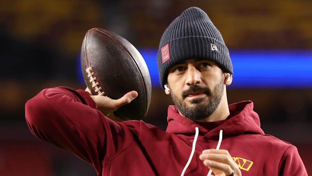 Washington Commanders quarterback Marcus Mariota