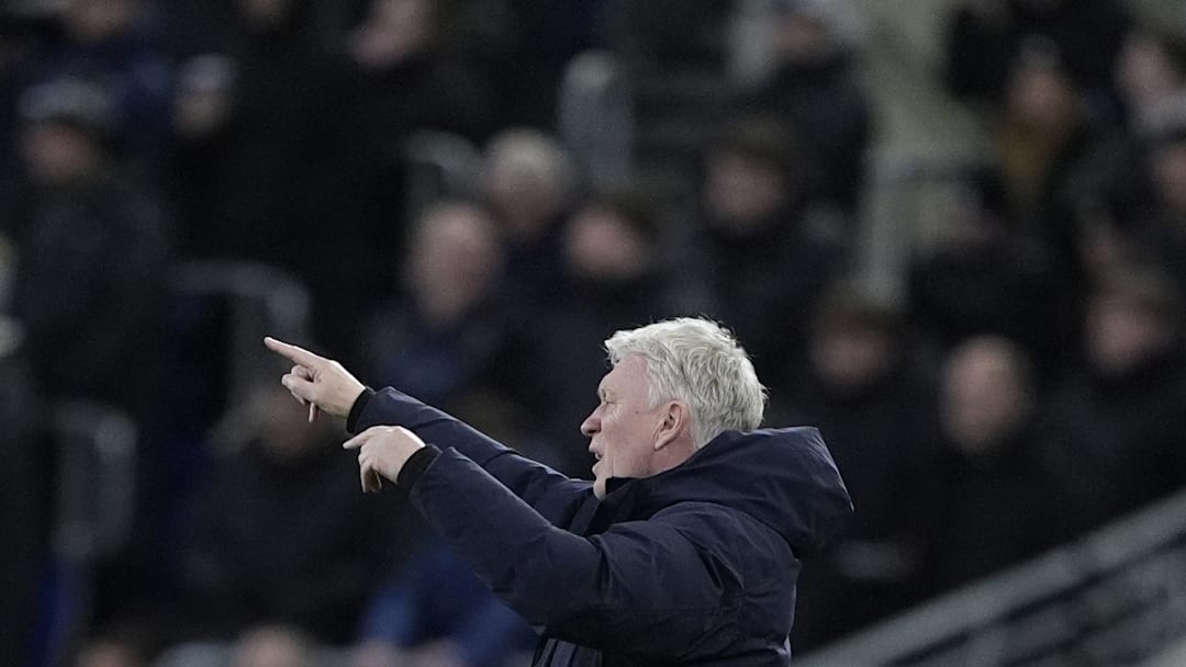 Everton v Wolverhampton Wanderers - Premier League - Hill Dickinson Stadium