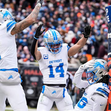 Detroit Lions running back Jahmyr Gibbs (26) celebrates a touchdown against Chicago Bears 