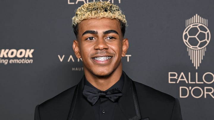 พ่อของลามีน ยามาล โกรธเป็นฟืนเป็นไฟหลังลูกชายถูกเพิกเฉยจากบัลลอนดอร์อย่างน่าตกใจ