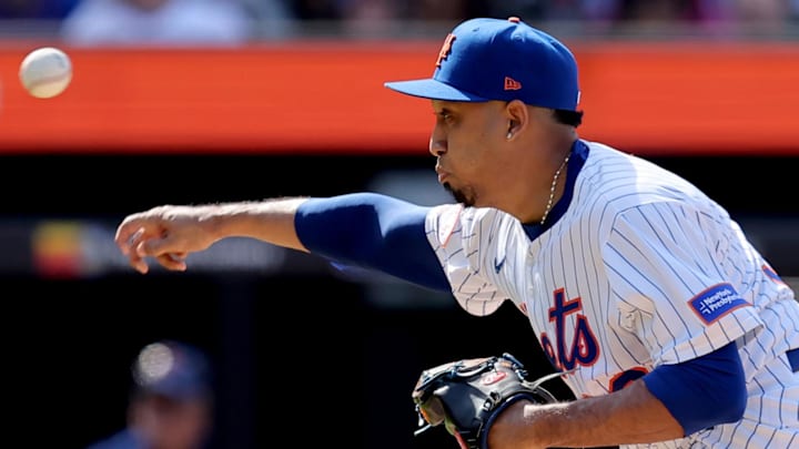 Apr 23, 2025; New York City, New York, USA; New York Mets relief pitcher Edwin Diaz (39) pitches against the Philadelphia Phillies during the ninth inning at Citi Field. Mandatory Credit: Brad Penner-Imagn Images Apr 23, 2025; New York City, New York, USA; New York Mets relief pitcher Edwin Diaz (39) pitches against the Philadelphia Phillies during the ninth inning at Citi Field. Mandatory Credit: Brad Penner-Imagn Images