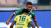 Marcos Rocha deve ser a novidade no time titular do Verdão