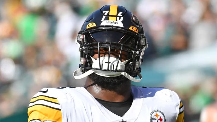 Oct 30, 2022; Philadelphia, Pennsylvania, USA; Pittsburgh Steelers offensive tackle Chukwuma Oct 30, 2022; Philadelphia, Pennsylvania, USA; Pittsburgh Steelers offensive tackle Chukwuma
