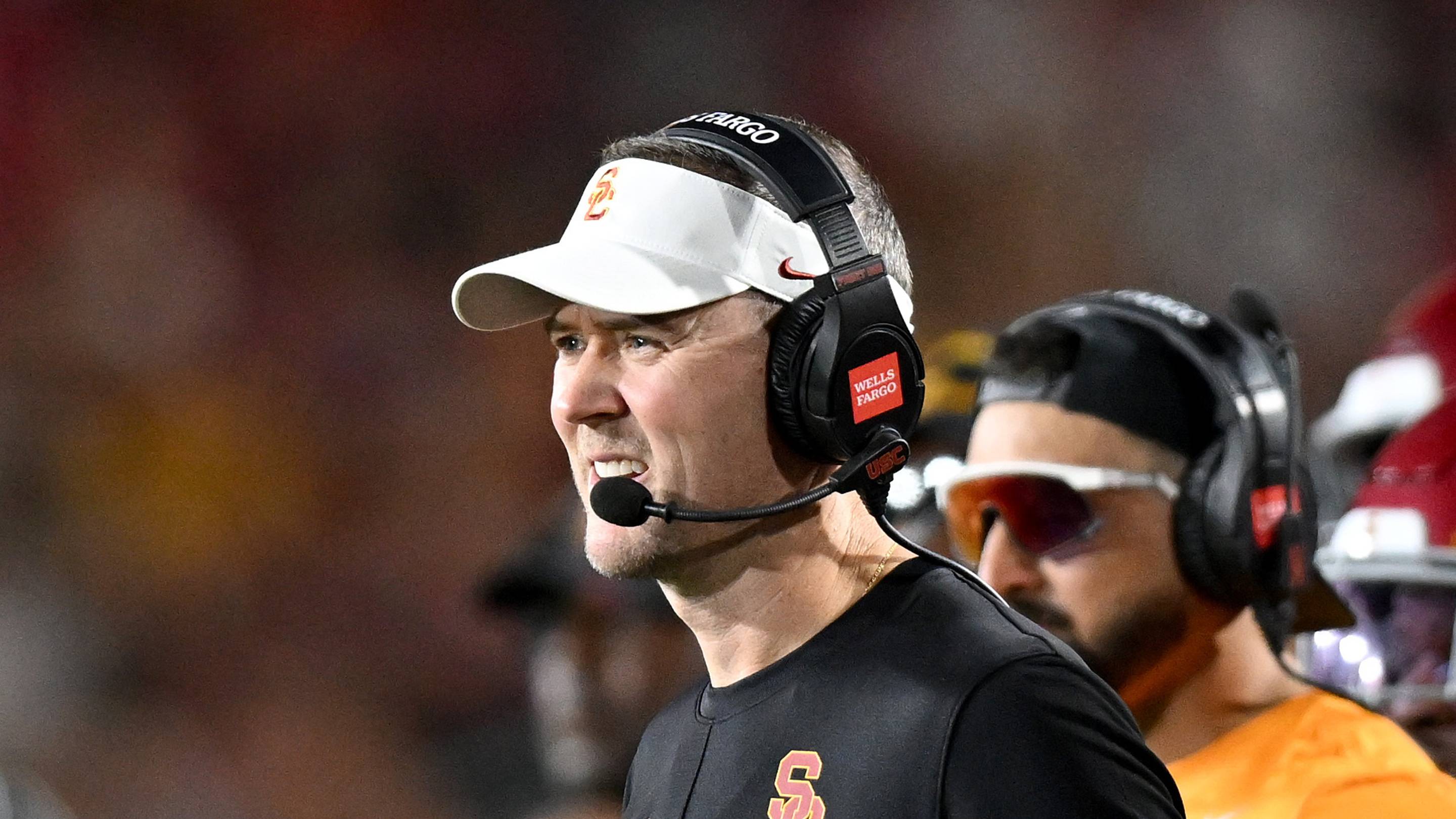 USC’s Win Over Washington Doesn’t Change Narrative Surrounding Lincoln Riley