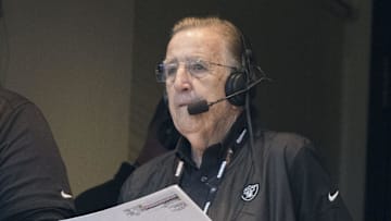 Brent Musburger is being honored with the Pro Football Hall of Fame’s Pete Rozelle Radio Television Award this weekend.