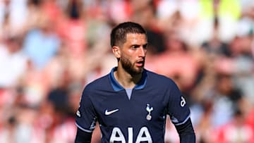 Rodrigo Bentancur in action vs Sheffield United last season 