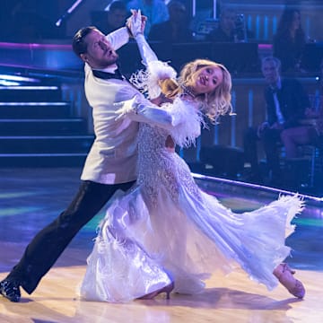 VALENTIN CHMERKOVSKIY, ALIX EARLE