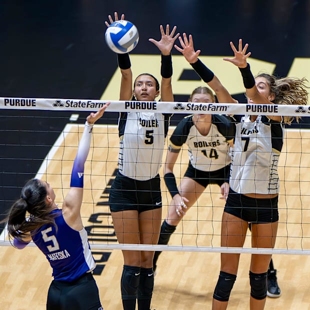 Junior Taylor Anderson (5) is one of the Big Ten's best setters as shown by her conference lead in assists.