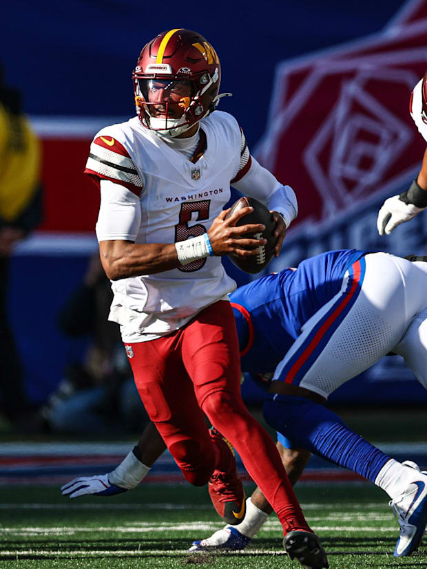 Washington Commanders quarterback Jayden Daniels