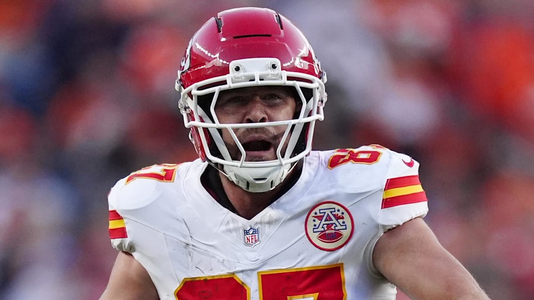Travis Kelce may be checked out of the Kansas City Chiefs' season, if his comments postgame in Week 11 were any indication
