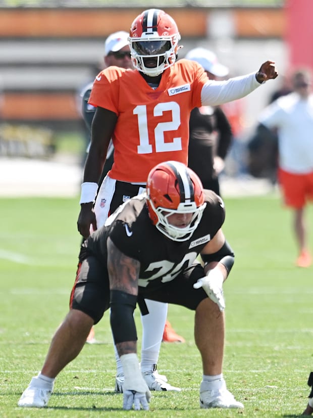 Jul 28, 2025; Berea, OH, USA; Cleveland Browns quarterback Shedeur Sanders (12) runs the offense during training camp at Cros