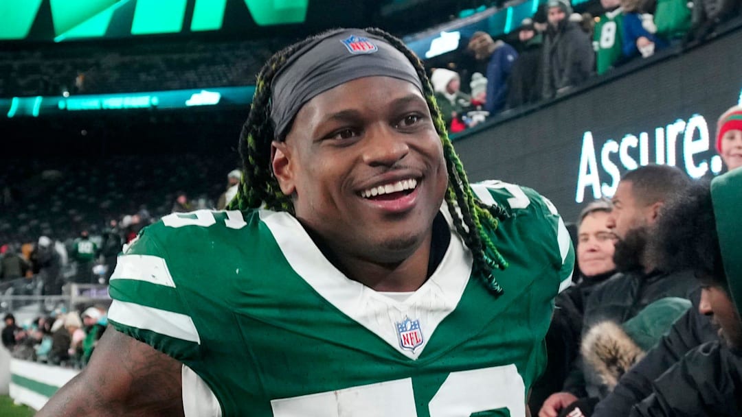 Linebacker Quincy Williams