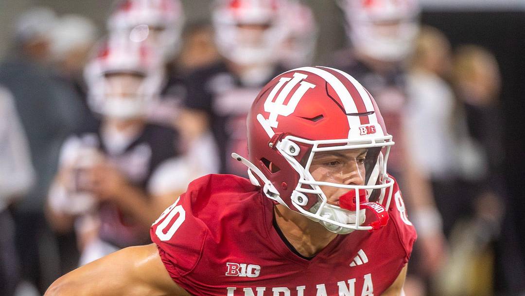 Indiana's Charlie Becker (80) during Indiana University spring football practice on Thursday, March 26, 2026.