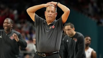 Houston coach Kelvin Sampson looks on during the Cougars' NCAA Tournament championship game loss to Florida on April 7, 2025.