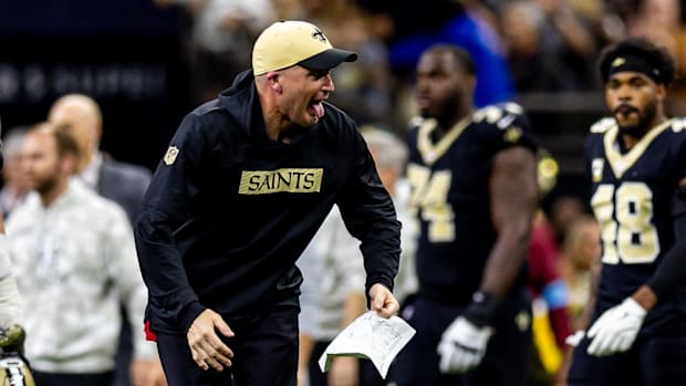darren-rizzi-new-orleans-saints-interim-coach-tongue-out