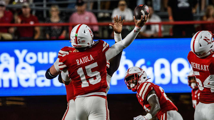 Dylan Raiola fires a pass downfield during his freshman season.