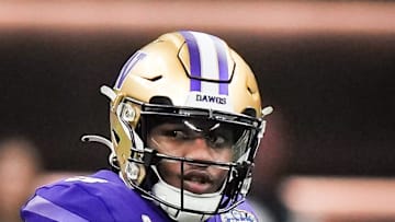 Washington Huskies quarterback Michael Penix Jr. (9) looks for a pass in the fourth quarter of the