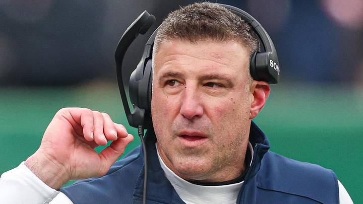 Dec 28, 2025; East Rutherford, New Jersey, USA;  New England Patriots head coach Mike Vrabel looks on during the first half against the New York Jets at MetLife Stadium. Mandatory Credit: Vincent Carchietta-Imagn Images