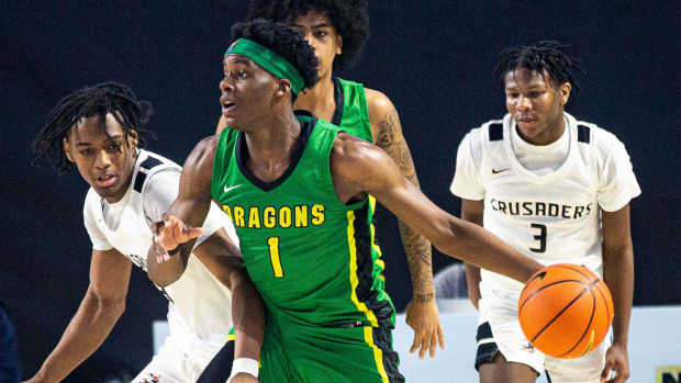 AZ Compass's Mookie Cook plays #1 during the GEICO High School Nationals quarterfinal at Suncoast Credit Union Arena on Thurs