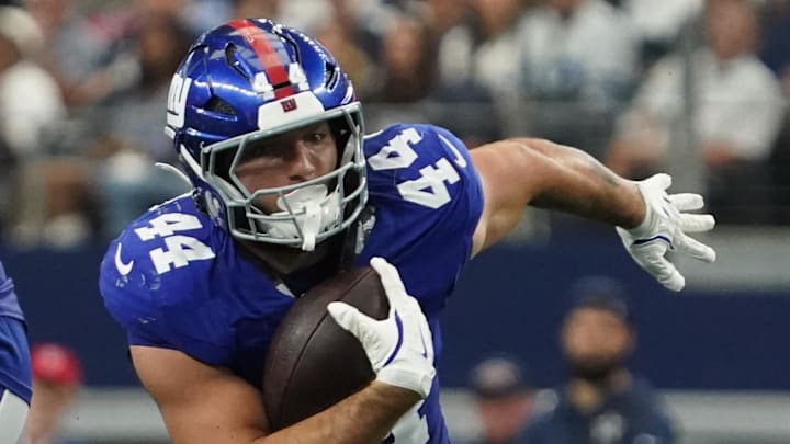 Giants RB Cam Skattebo will play a featured role against the Chargers with Tyrone Tracy Jr. sidelined. Giants RB Cam Skattebo will play a featured role against the Chargers with Tyrone Tracy Jr. sidelined.