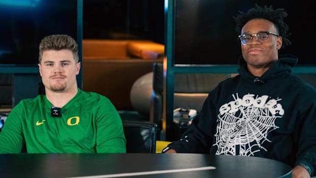 Oregon Ducks Earning Respect Like Alabama, Georgia In College Football? Exclusive Interview