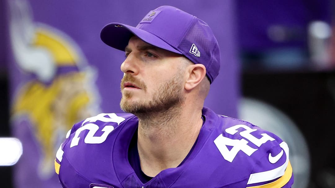 Minnesota Vikings long snapper Andrew DePaola Minnesota Vikings long snapper Andrew DePaola