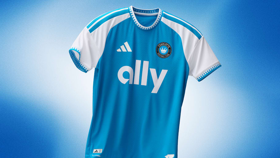 ‘Carolina Kit: Crowns Up’ 