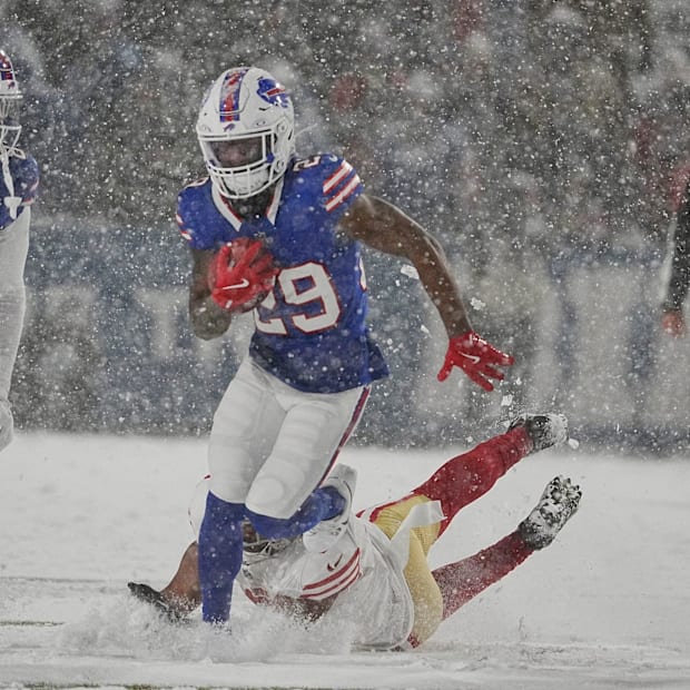 Brandon Codrington avoids the tackle