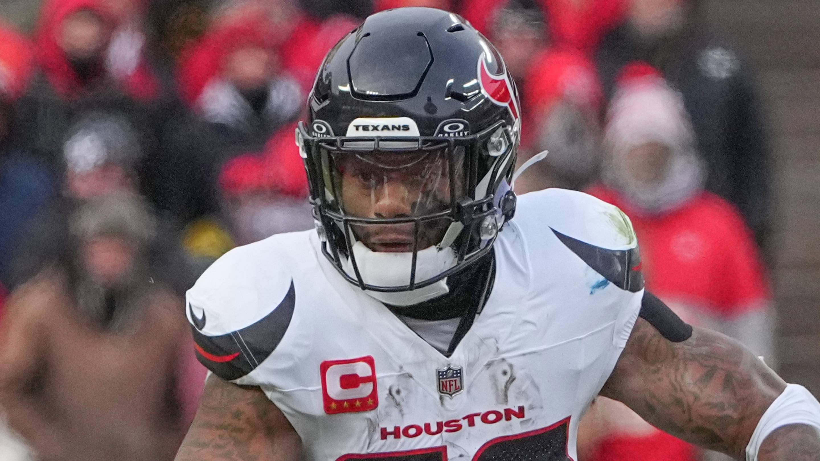 Dolphins aren’t likely to find help from available free agents during their bye