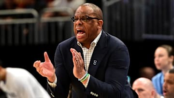 Mar 21, 2025; Milwaukee, WI, USA; North Carolina Tar Heels head coach Hubert Davis during the first half of a first round NCAA men’s tournament game against the Mississippi Rebels at Fiserv Forum. Mandatory Credit: Benny Sieu-Imagn Images
