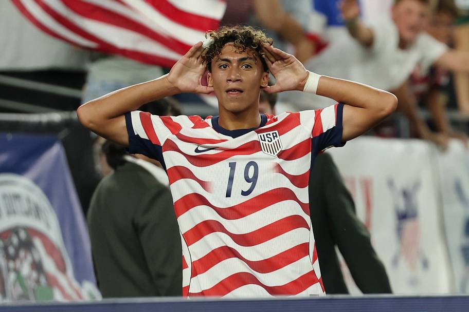 Julian Hall